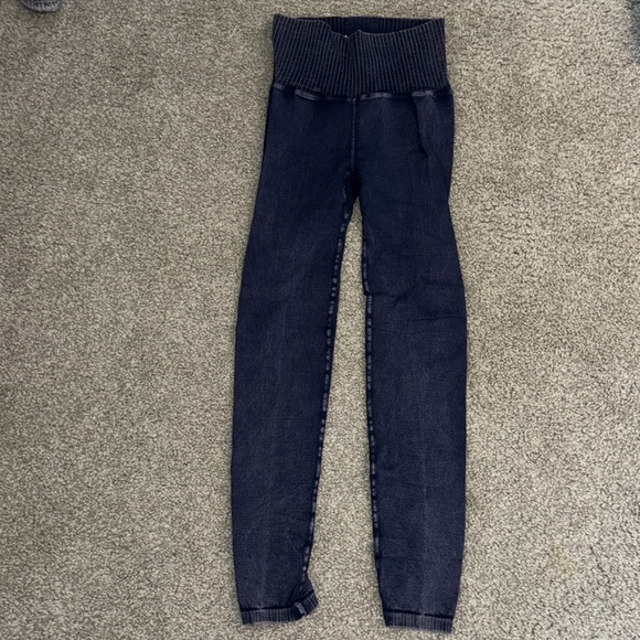 Free People Movement High-Rise 7/8 Length Good Karma Leggings Deepest Navy - Picture 5 of 6